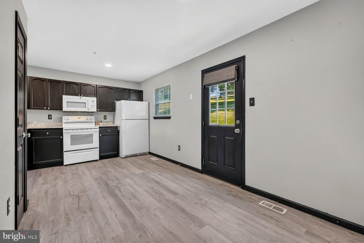 101 Jasons Rdg - Photo 5 of 26