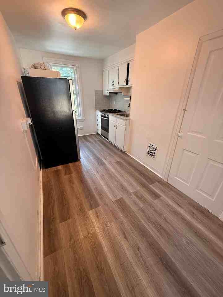25--27 ELLIS Street #27B - Photo 7 of 19