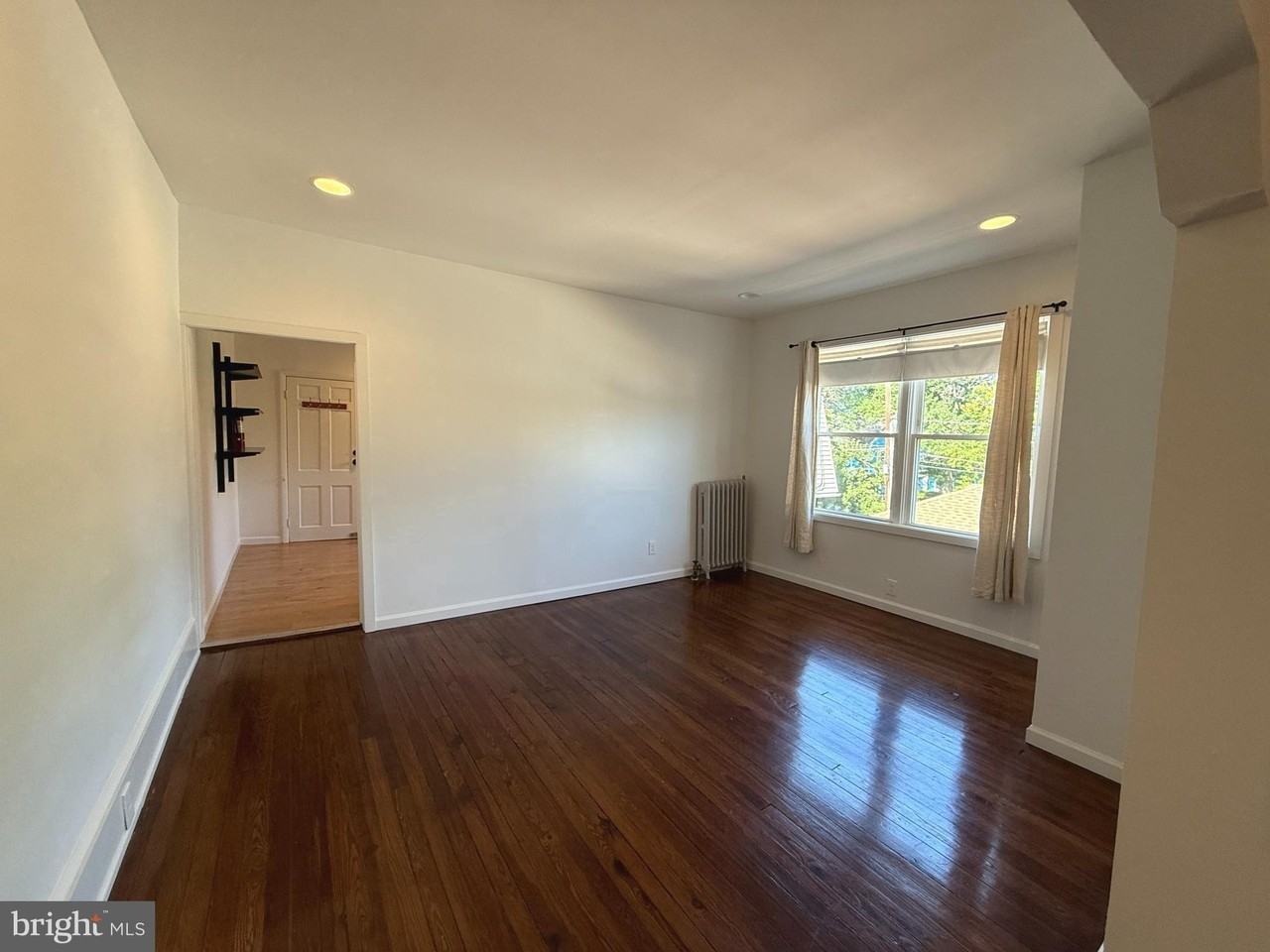 604 Atlantic Ave - Photo 3 of 16