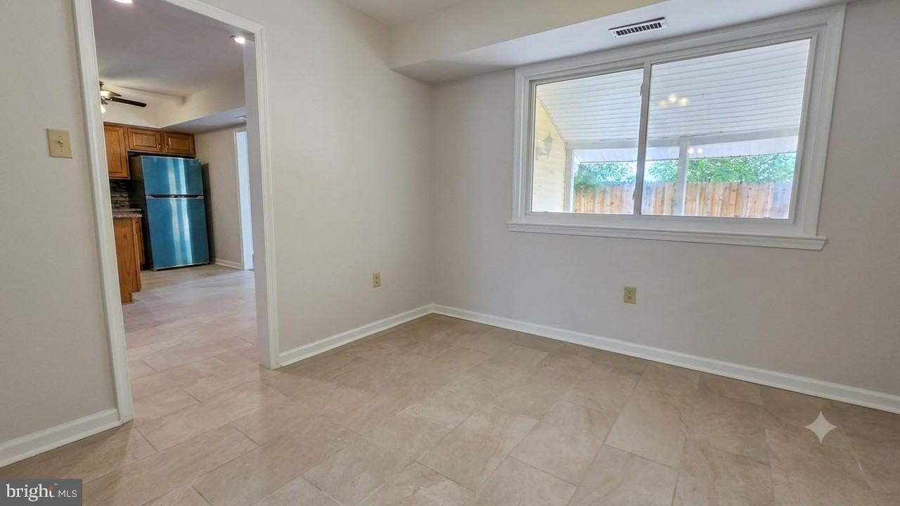 29 Fomalhaut Ave - Photo 7 of 19