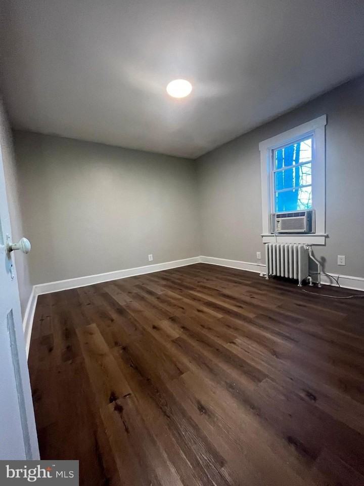1100 Prospect St #1 - Photo 5 of 7