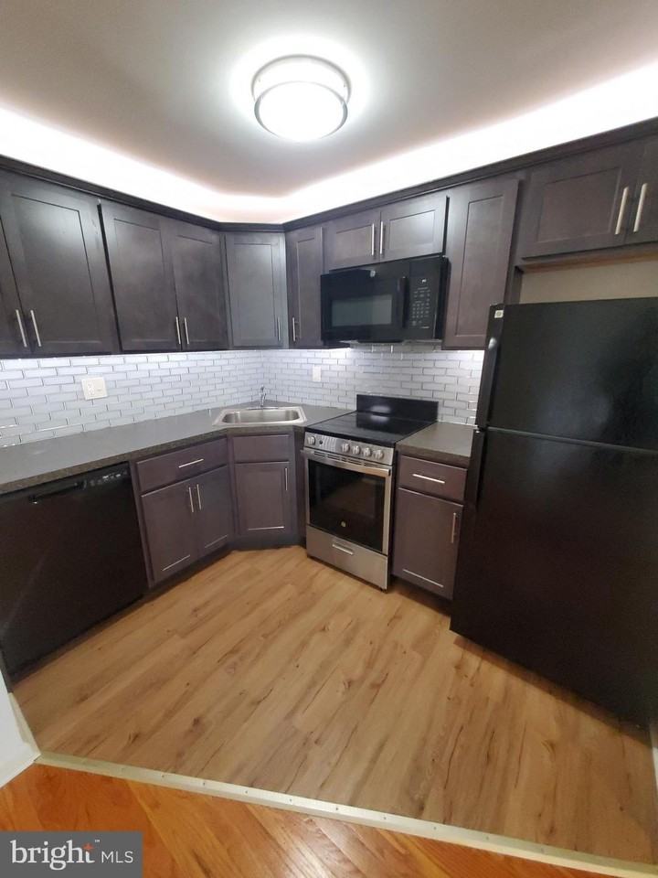 3209 W Chester Pike #B1 - Photo 4 of 10