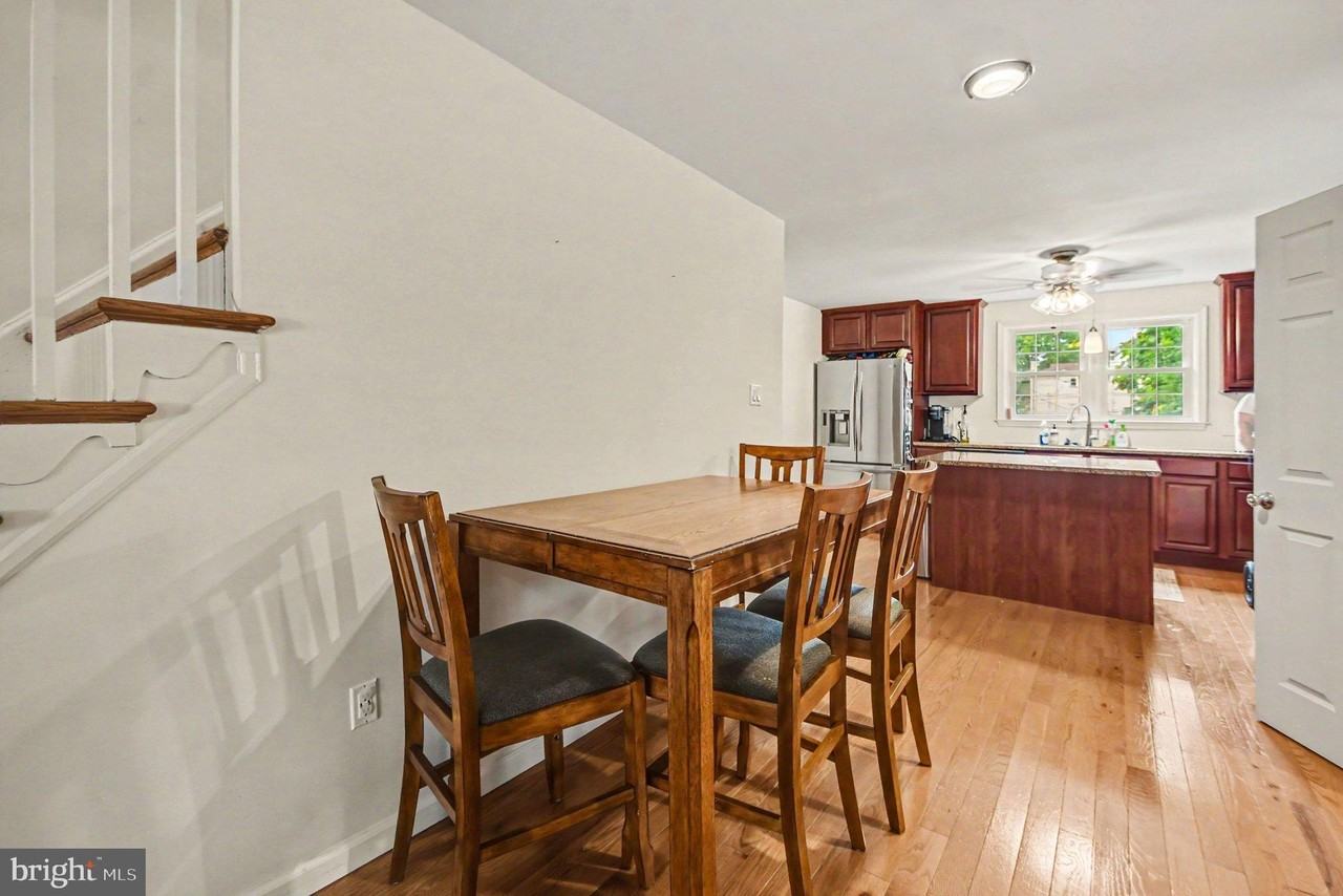 205 E 10th Ave - Photo 4 of 30