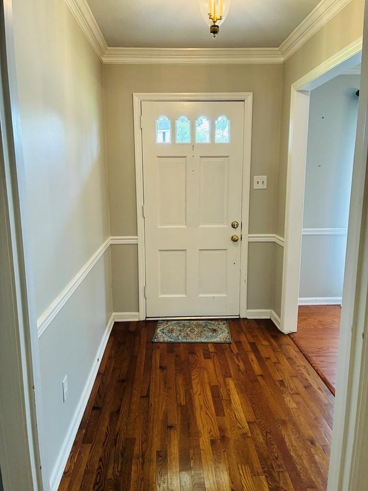 2415 Winding Way - Photo 2 of 22