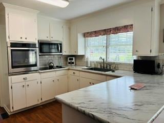 2415 Winding Way - Photo 3 of 22