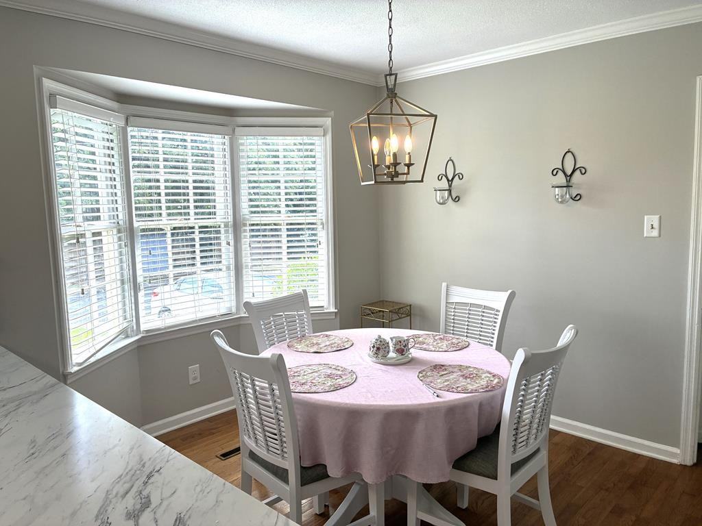 2415 Winding Way - Photo 6 of 22