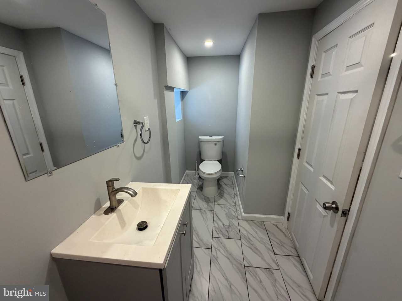 6712 N 18th St - Photo 6 of 12
