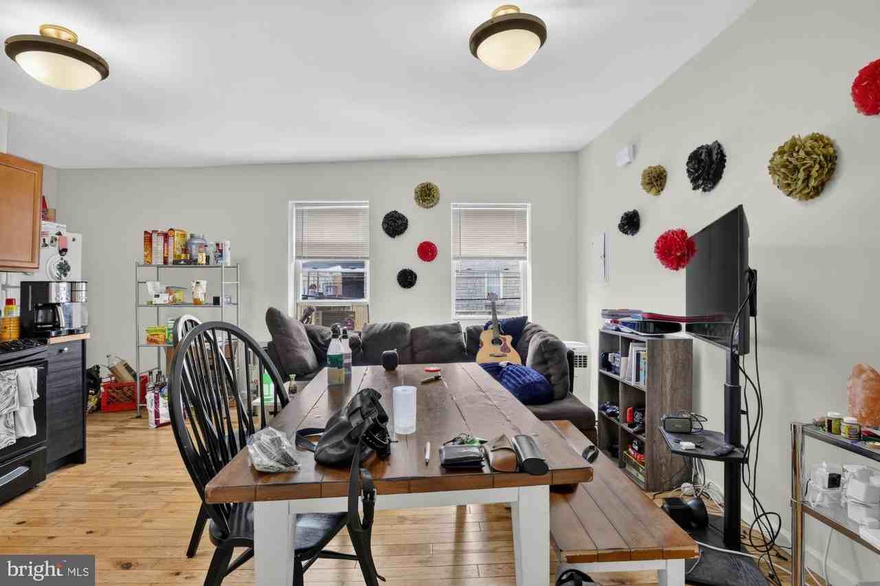 1655 S Bancroft St #2 - Photo 4 of 18