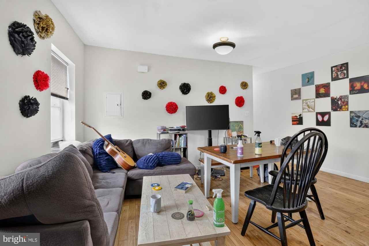 1655 S Bancroft St #2 - Photo 6 of 18