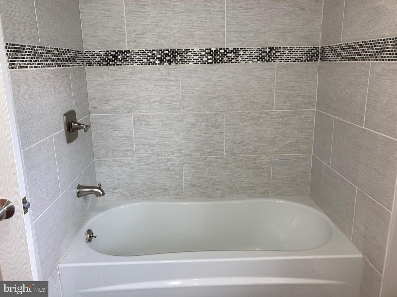 2225 W Thompson St #B - Photo 6 of 22