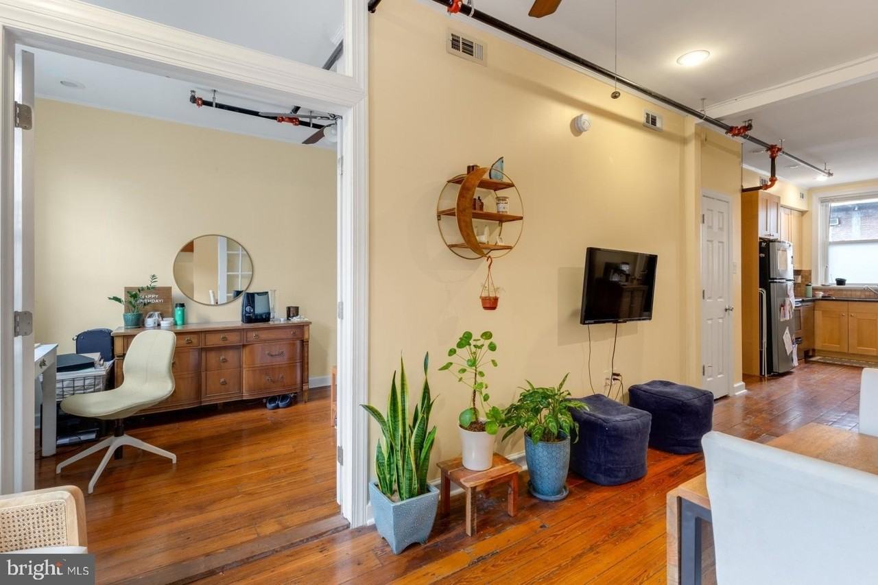 1341 Lombard St #2 - Photo 2 of 26