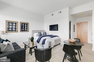 2201 Washington Ave #413 - Photo 1 of 1