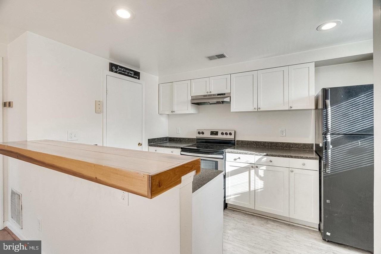 4418 Pembrook Village Dr #121 - Photo 7 of 28