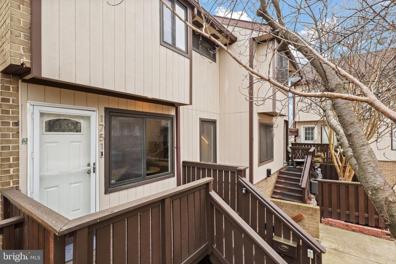 1751 Westwind Way #38B - Photo 2 of 33