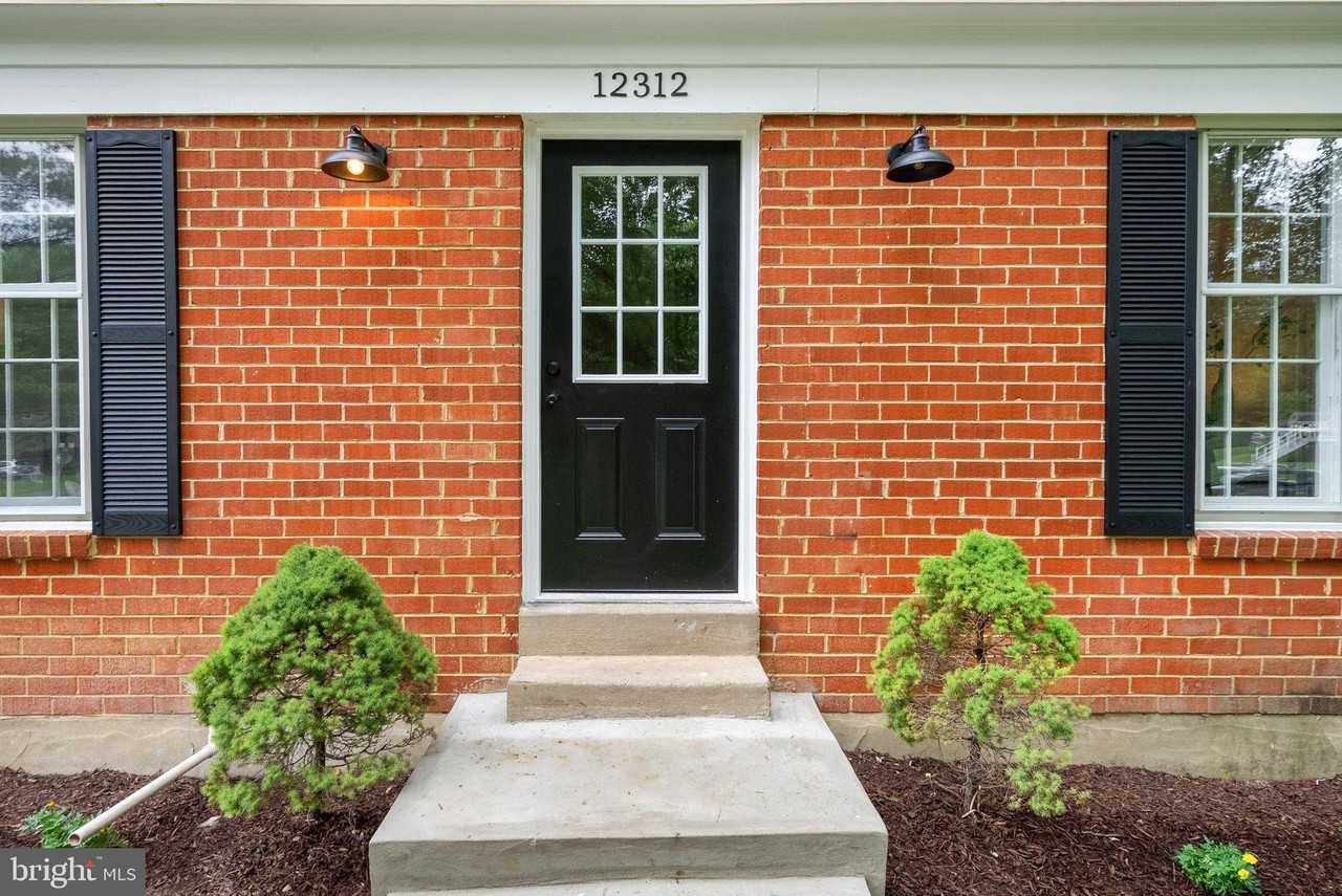 12312 Coleraine Ct - Photo 6 of 48