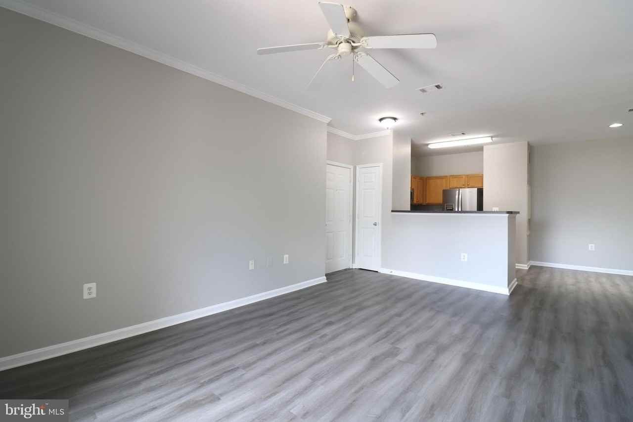 5117 Travis Edward Way Apt E #5117E - Photo 2 of 16
