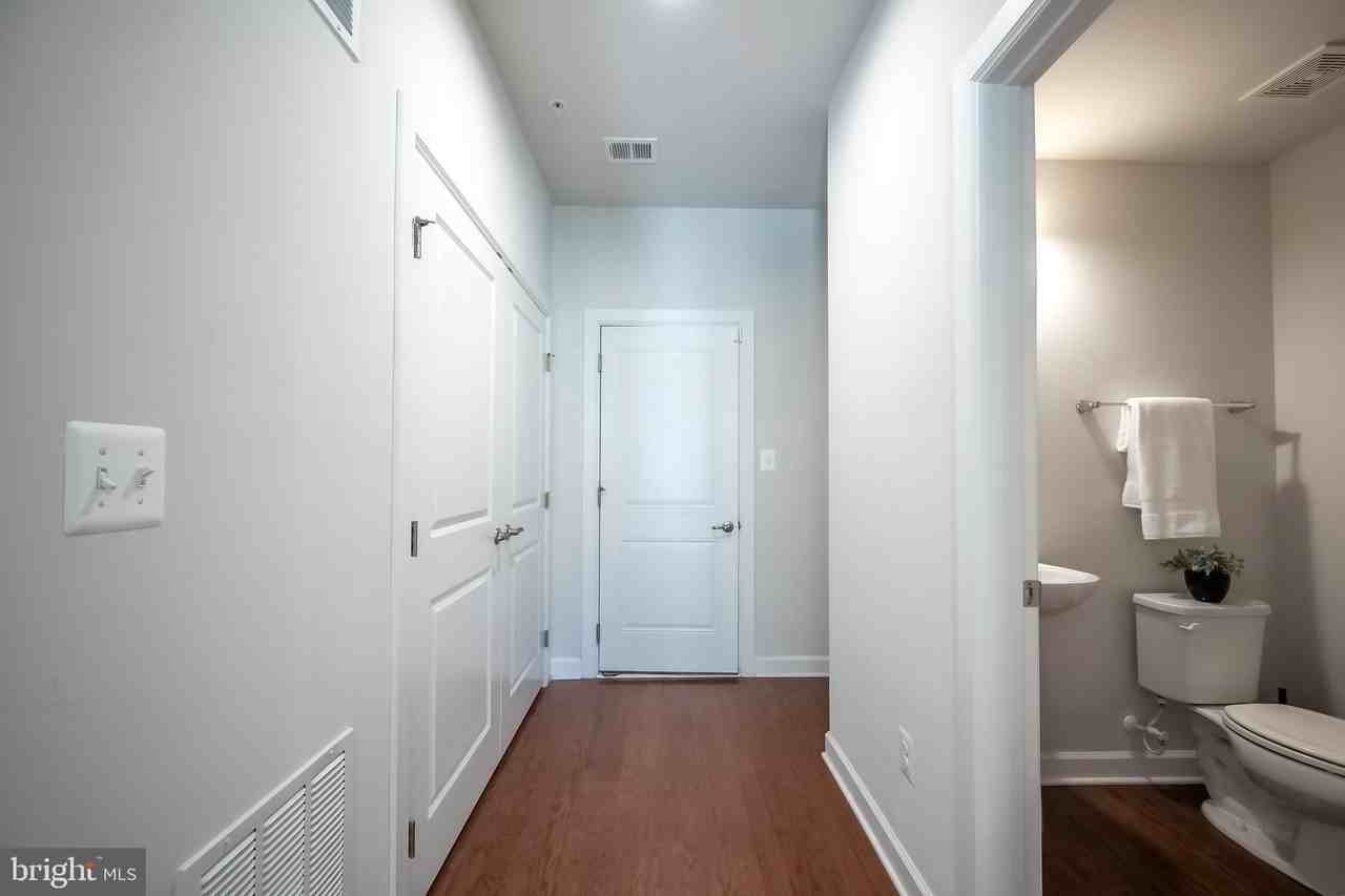 22308 Seabring Ter - Photo 6 of 49