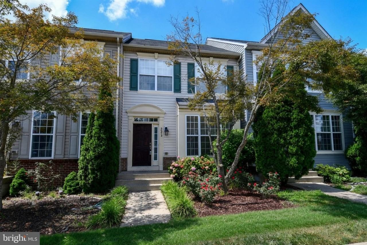 2372 Battery Hill Cir - Photo 3 of 50