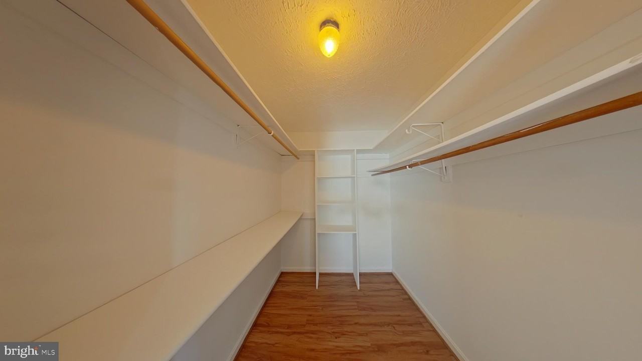1290 Ox Rd #E12 - Photo 5 of 11