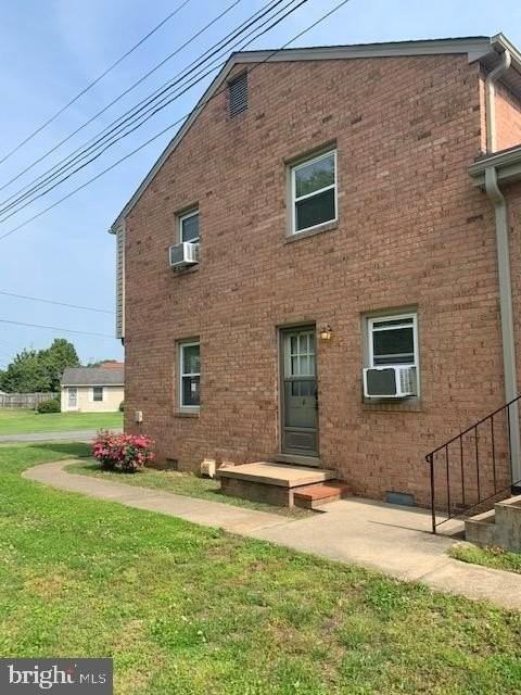 300 Claiborne Ave #4 - Photo 2 of 15