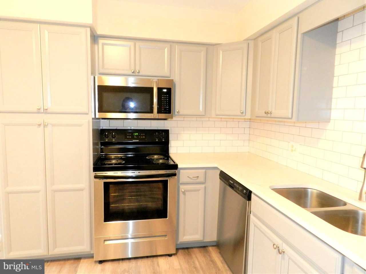300 Claiborne Ave #4 - Photo 6 of 15