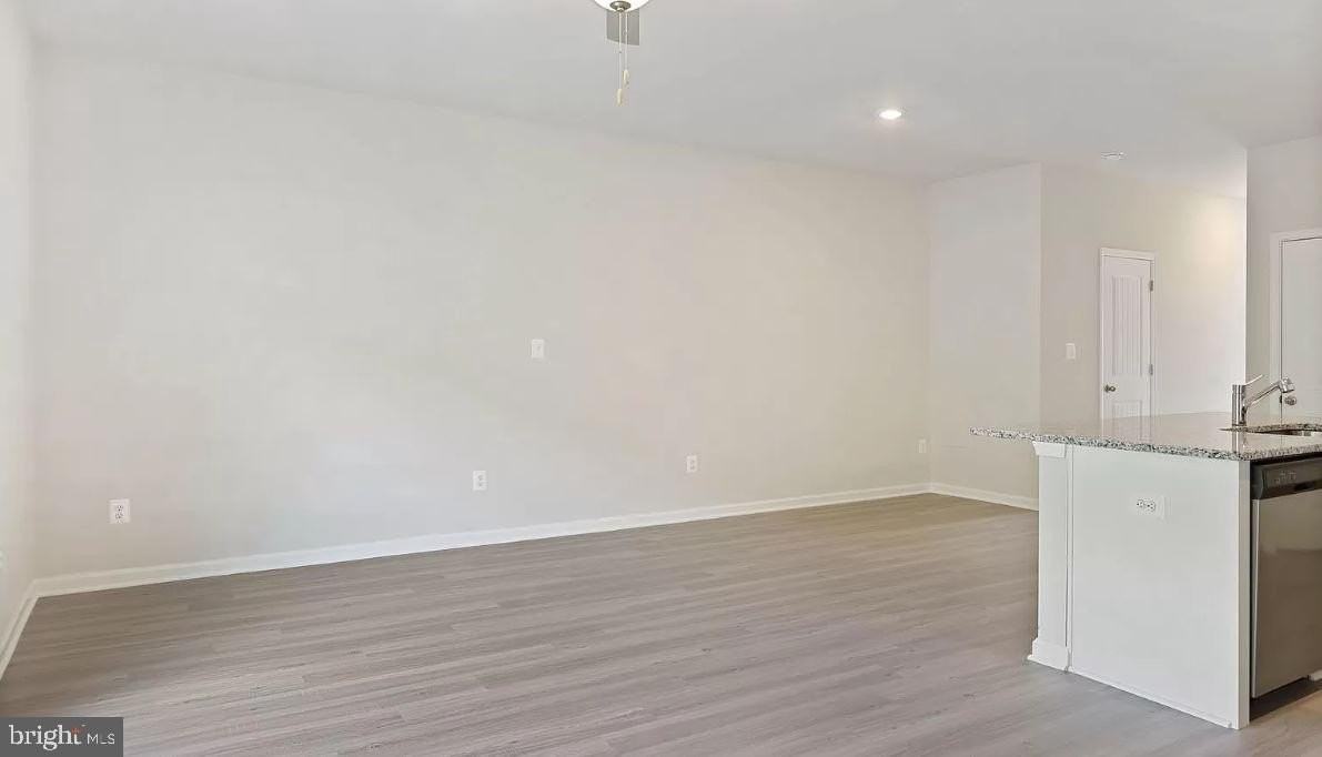27 Cramsford St - Photo 7 of 13