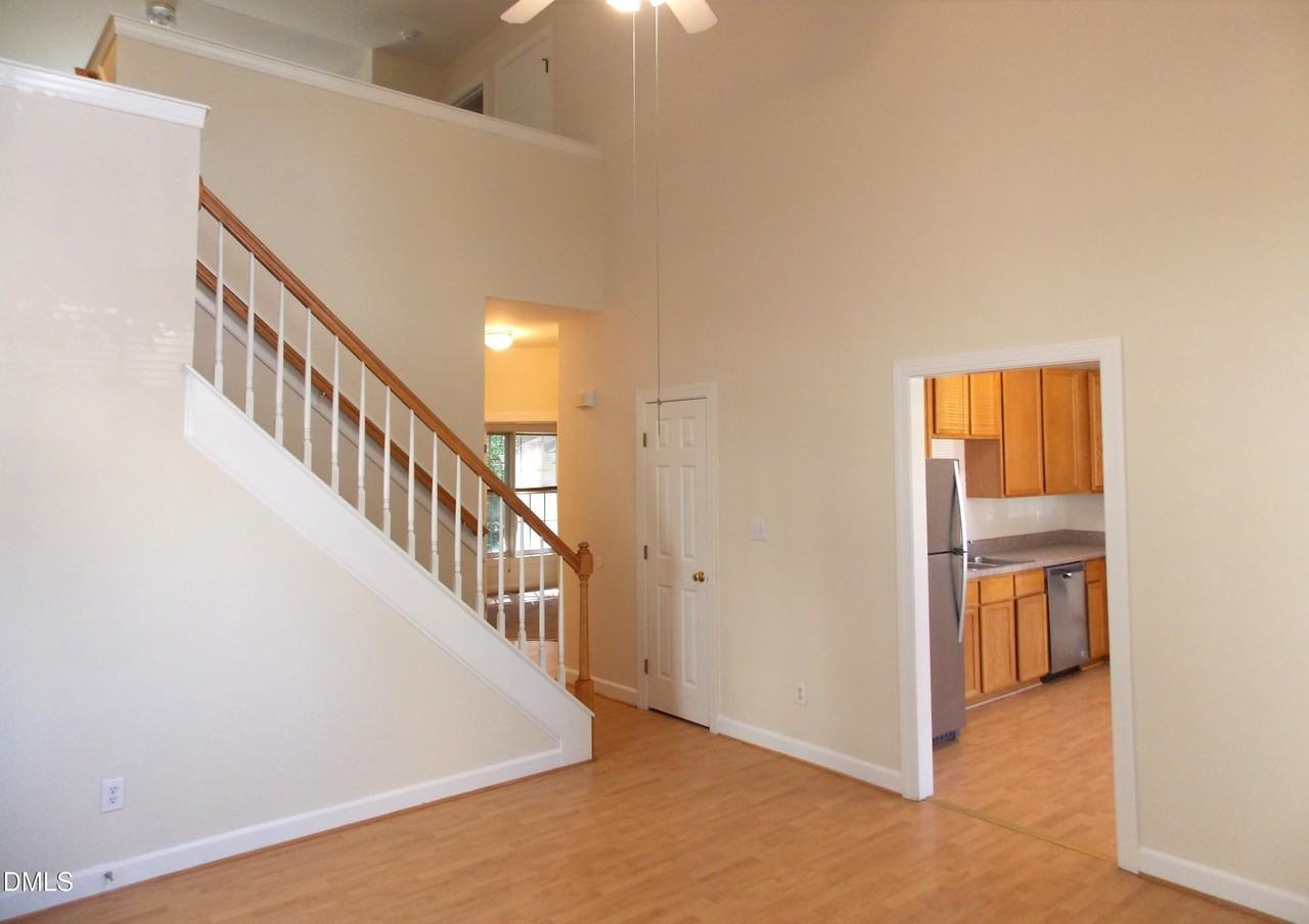 2701 Sterling Park Dr - Photo 3 of 17