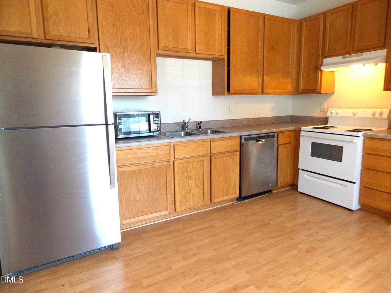 2701 Sterling Park Dr - Photo 6 of 17