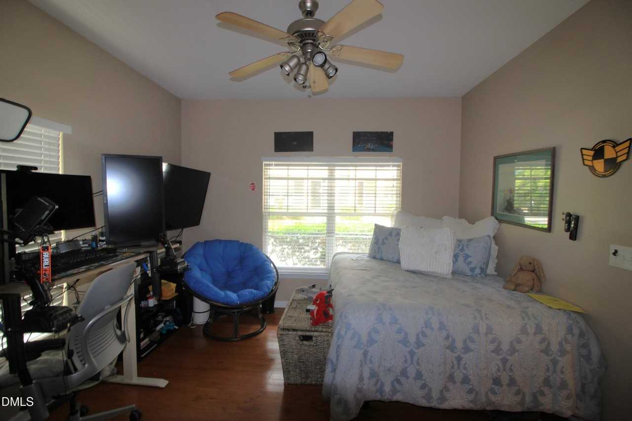 317 Kinellan Ln - Photo 6 of 25