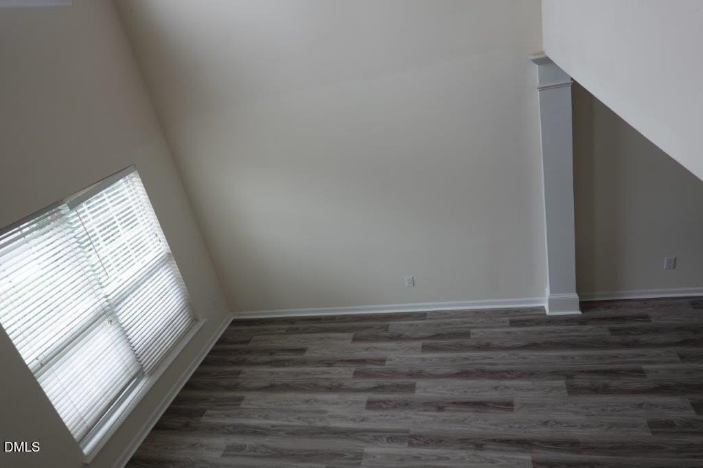 205 Whitney Oaks Ln - Photo 4 of 18