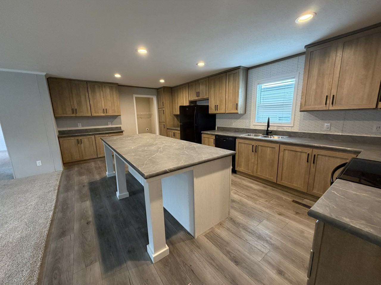 2119 Bradford St #83B - Photo 5 of 27