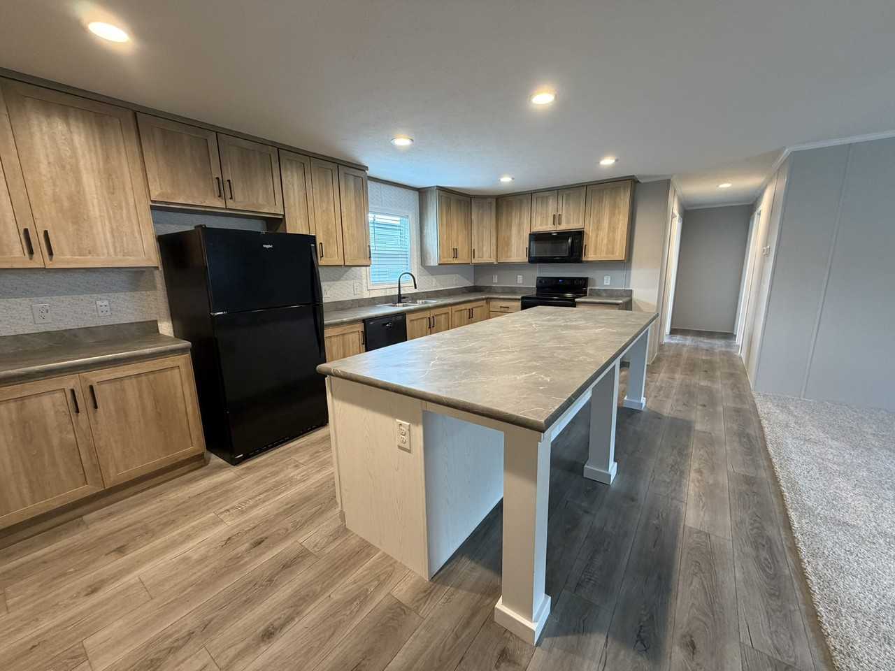 2119 Bradford St #83B - Photo 6 of 27