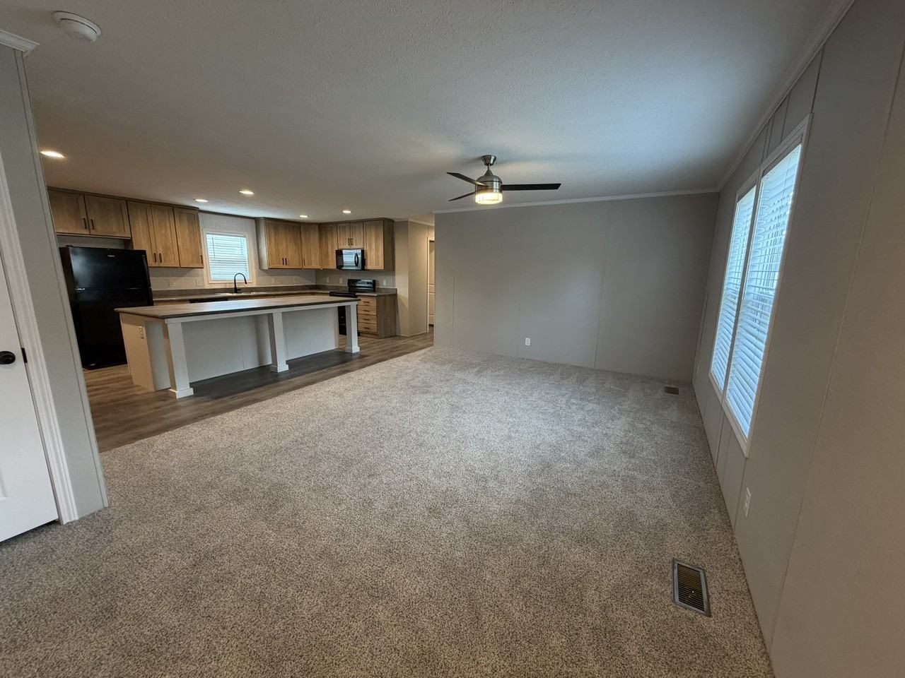 2153 Pacific Dr #112B - Photo 3 of 26