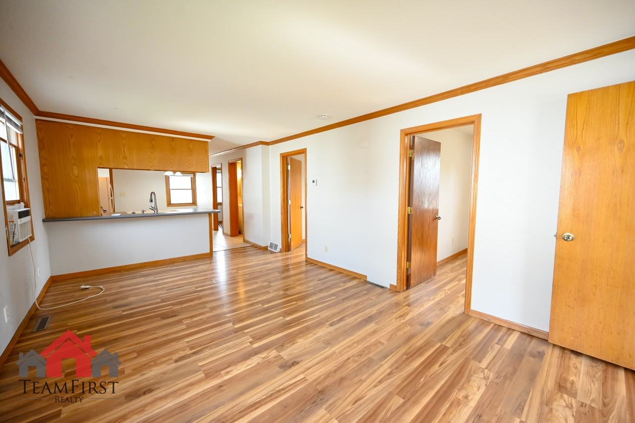 608 Central St #1 - Photo 5 of 18