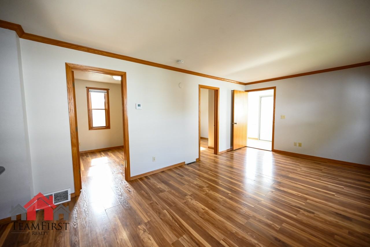 608 Central St #1 - Photo 6 of 18