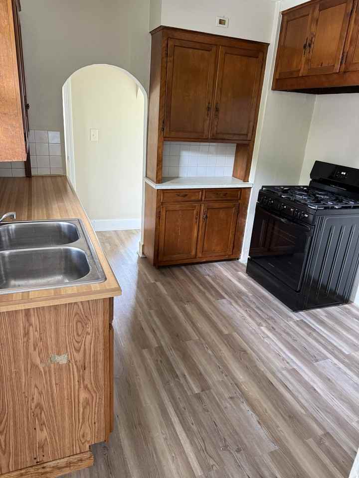 25 S Osborn Ave #1 - Photo 4 of 11