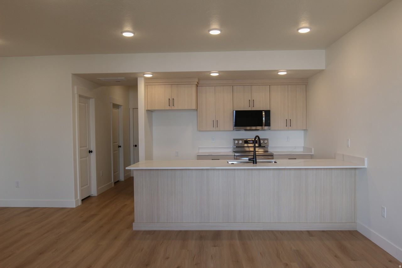 271 W 690 N #1 - Photo 2 of 11