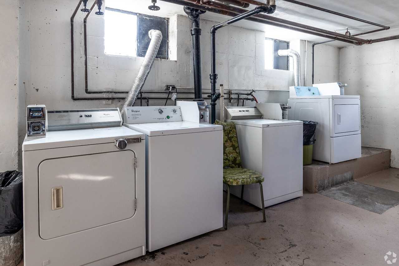 4200 Grand AvenueBldg 1 B1 2nd Floor #B1 - Photo 6 of 14