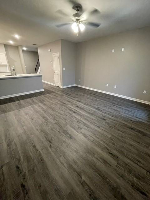 555 E Railroad Ave #A - Photo 3 of 9