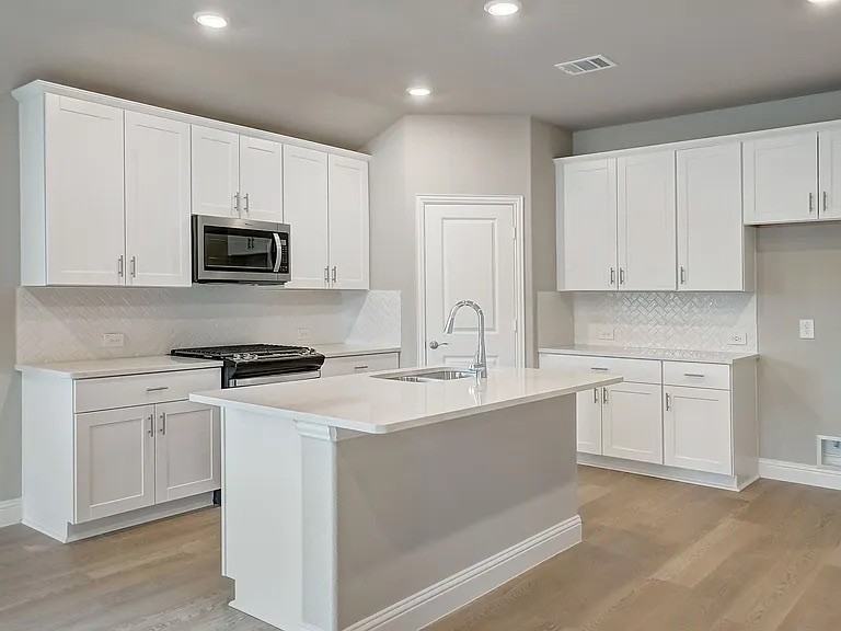 1209 Gardendale Hollow Ln #1 - Photo 2 of 26