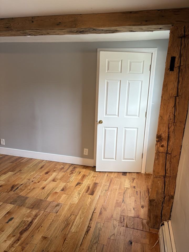 115 Main St #B - Photo 4 of 15