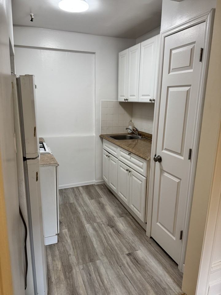 328 West 101st Street #4B - Photo 6 of 9