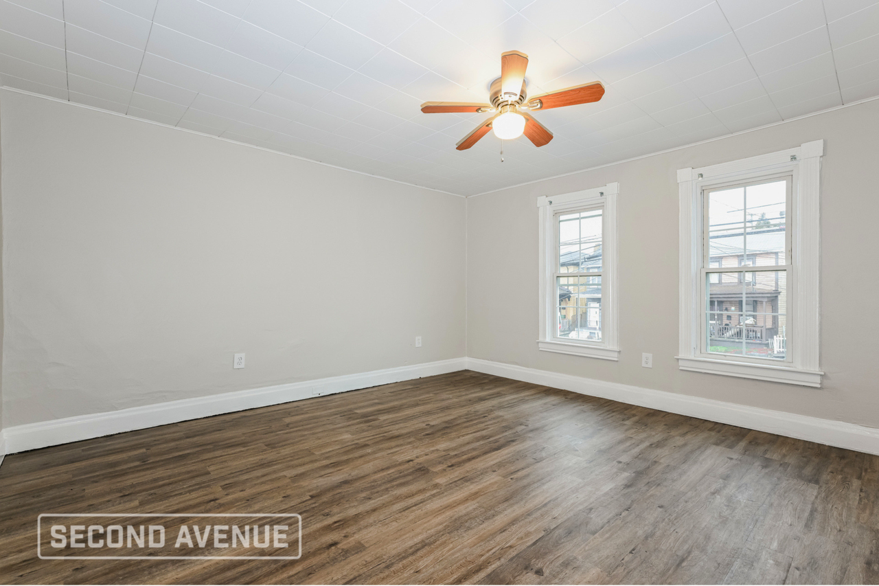 127 E 15th Ave - Photo 7 of 16