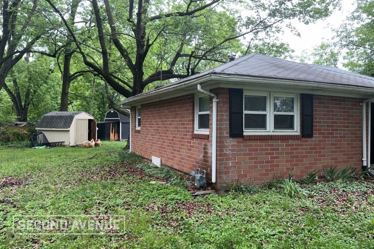 25 Belle Dr - Photo 2 of 9