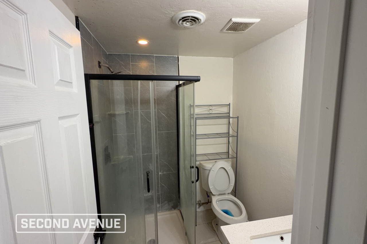 1112 Mallard Dr - Photo 5 of 10