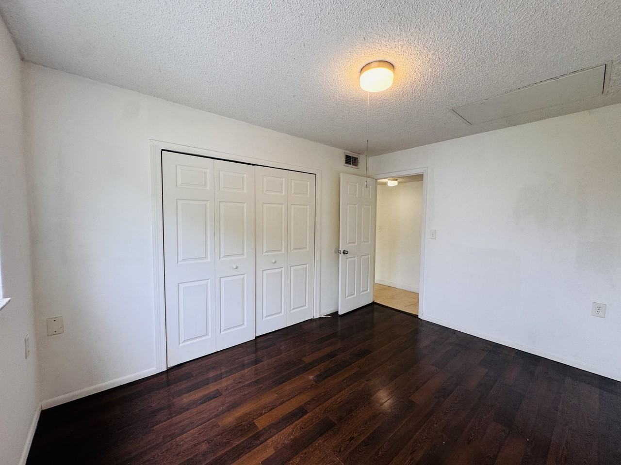 1068 N Benoist Farms Rd #302 - Photo 7 of 50