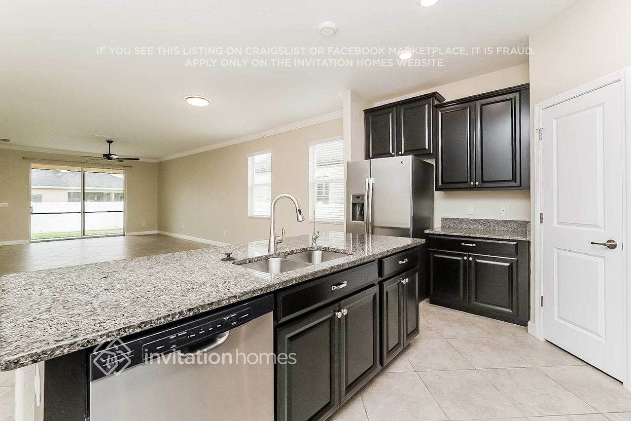 2546 Bartolo Dr - Photo 5 of 16