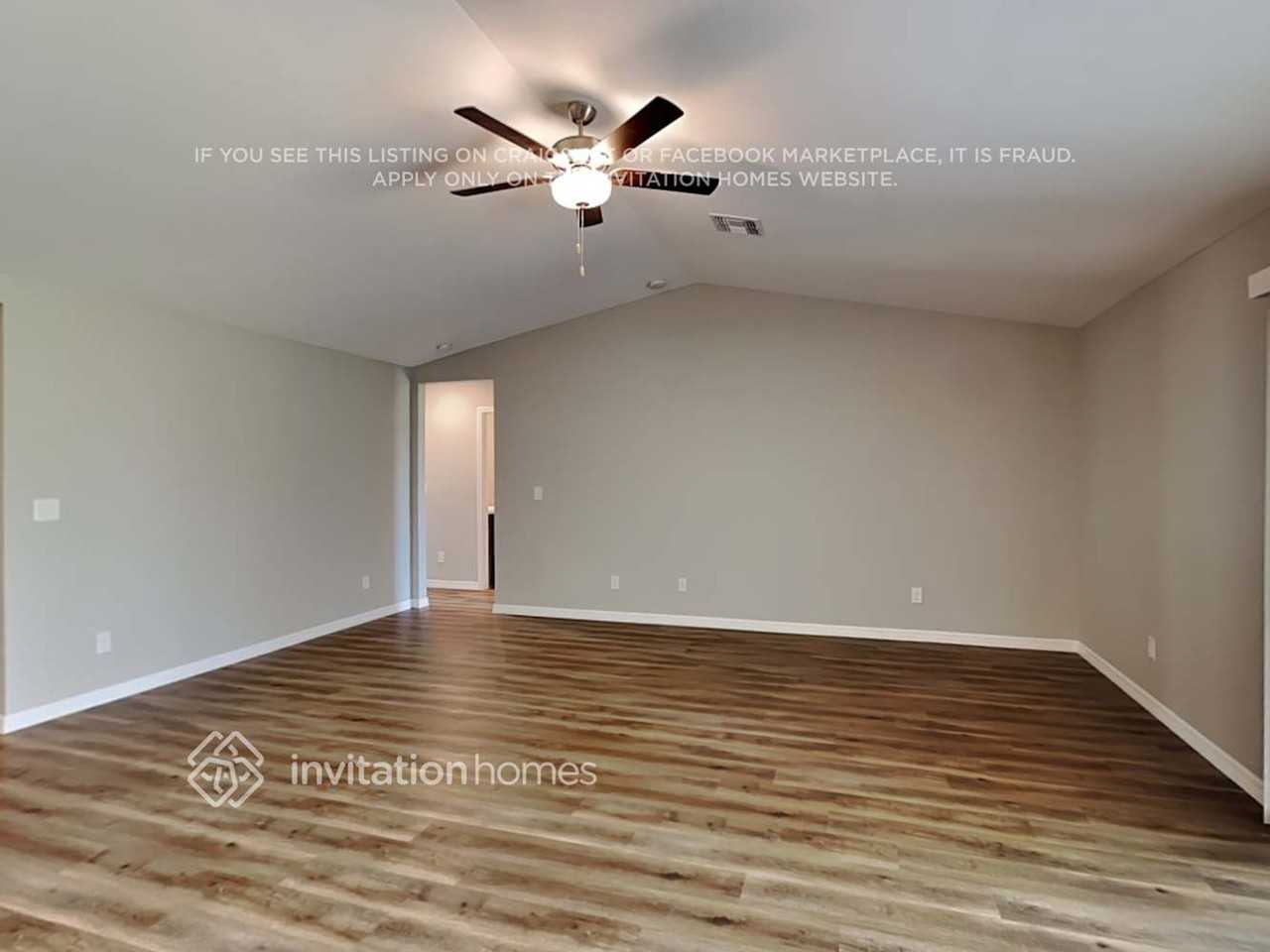 26201 Mindanao Ln - Photo 4 of 18