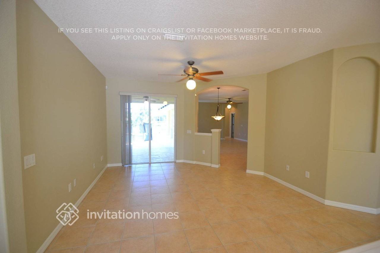 6418 Royal Tern Cir - Photo 3 of 10