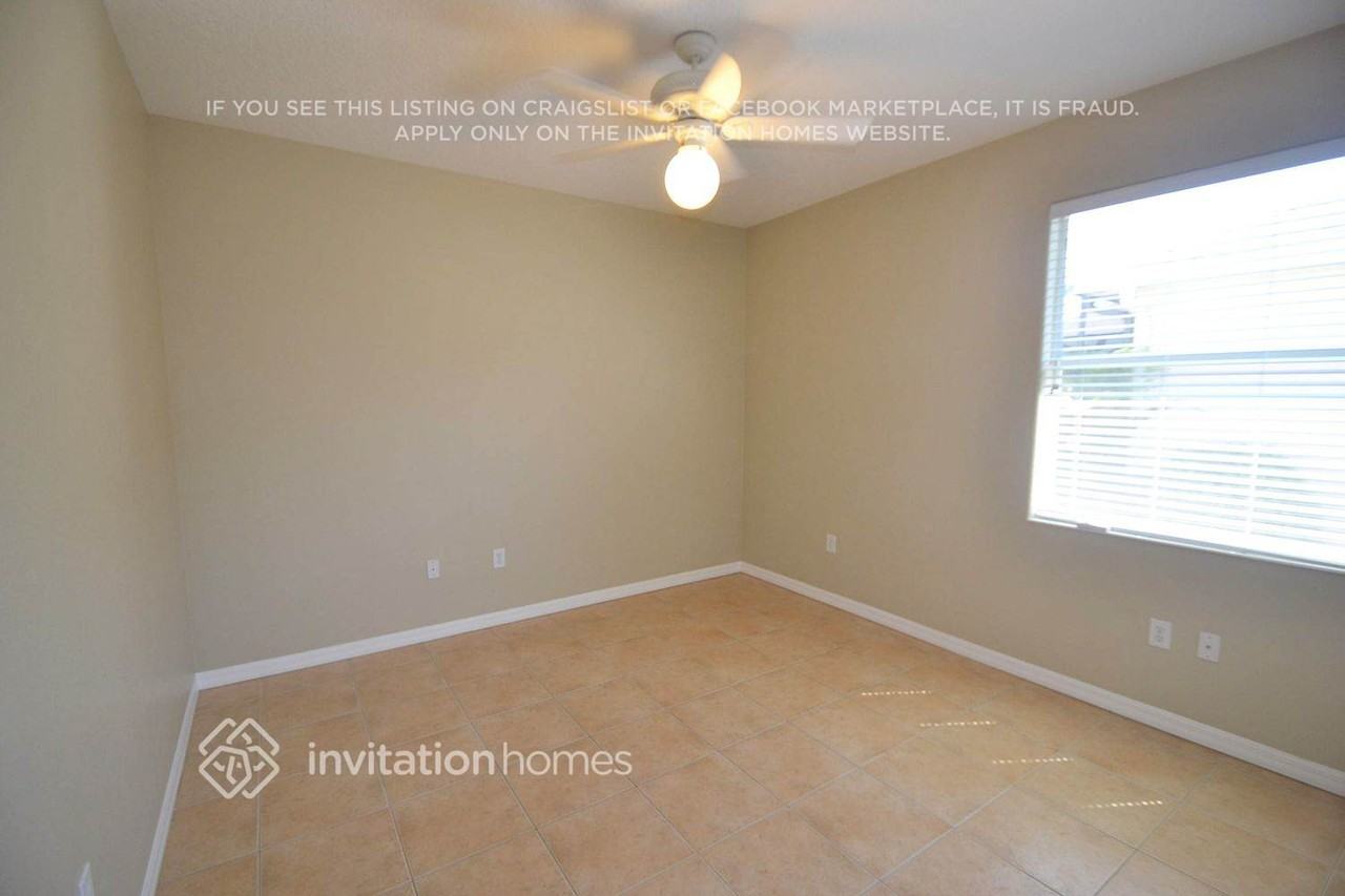 6418 Royal Tern Cir - Photo 6 of 10